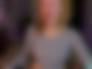 Ricki-Bloom's Live Sex Cam Show
