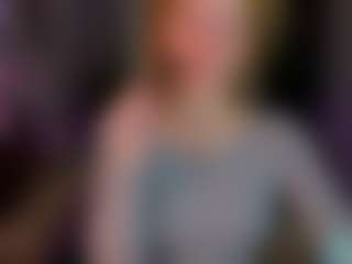 Ricki-Bloom's Live Sex Cam Show