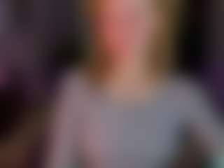 Ricki-Bloom's Live Sex Cam Show