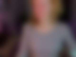 Ricki-Bloom's Live Sex Cam Show