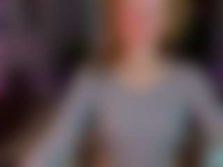 Ricki-Bloom's Live Sex Cam Show