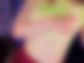 Ricki-Bloom's Live Sex Cam Show
