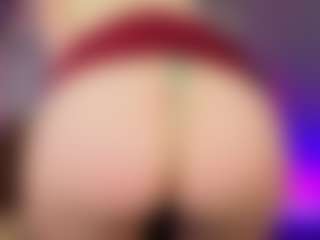 Ricki-Bloom's Live Sex Cam Show