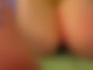Ricki-Bloom's Live Sex Cam Show