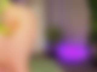 Ricki-Bloom's Live Sex Cam Show