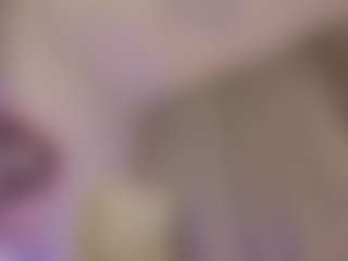 Live cam show with Ricki-Bloom - White on Camsoda | united states