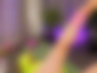 Live cam show with Ricki-Bloom - White on Camsoda | united states