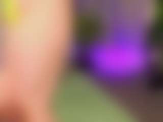 Live cam show with Ricki-Bloom - Joi on Camsoda
