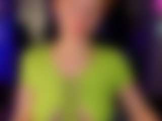 Live cam show with Ricki-Bloom - Striptease Teen (18+) on liverealitysex.com