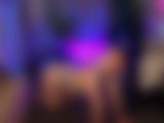 Ricki-Bloom's Live Sex Cam Show
