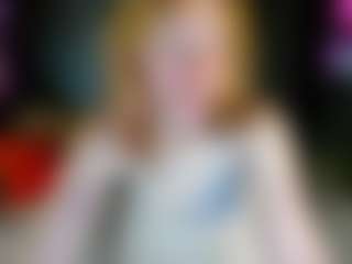 Ricki-Bloom's Live Sex Cam Show