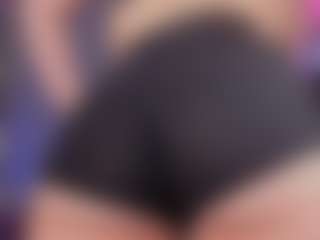 Ricki-Bloom's Live Sex Cam Show