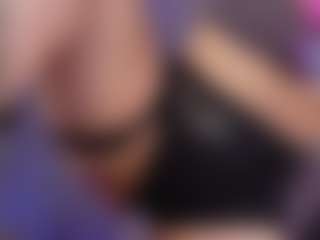 Ricki-Bloom's Live Sex Cam Show