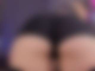 Ricki-Bloom's Live Sex Cam Show
