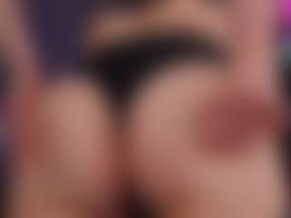 Ricki-Bloom's Live Sex Cam Show