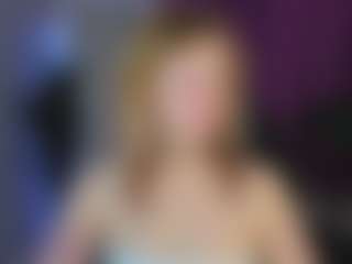 Live cam show with Ricki-Bloom - Ass Bouncing on intimatelivegirls.com