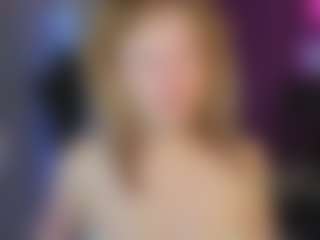 Live cam show with Ricki-Bloom - Facial Piercings on parknlotfishbdy
