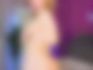Ricki-Bloom's Live Sex Cam Show