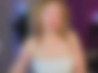 Ricki-Bloom's Live Sex Cam Show