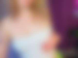 Live cam show with Ricki-Bloom - Tease on camtv