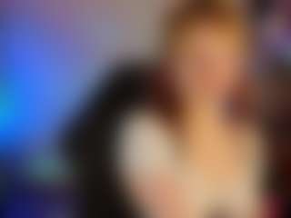 Live cam show with Ricki-Bloom - Sexy on Lustler
