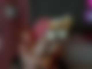 Live cam show with Ricki-Bloom - Camel Toe on CamwithHer
