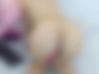 Live cam show with ruby-cruzz - Green Eyes on Dare Cams