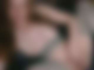 Live cam show with Silver Vee - Submissive on x69.live
