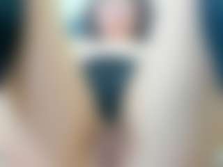 Live cam show with AllicePetit - Red Hair on boobsie.com