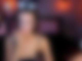 Live cam show with Amelia - Mature on hotwifechat.live