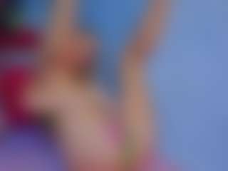 Live cam show with Amelia - Small Tits Mature on LiveSexCams6