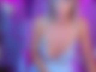 Live cam show with Amelia - Bitch on SxyPornLive