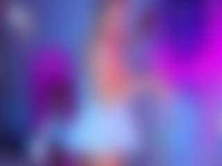 Live cam show with Amelia - Small Tits Mature on PervPlay.com