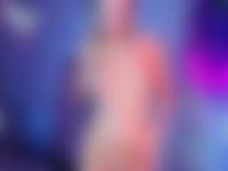 Live cam show with Amelia - Small Tits Mature on Stripli.com