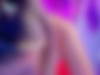 Live cam show with Amelia - Bitch on Gym Cam Girls