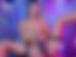 Live cam show with Amelia - Small Tits on Gym Cam Girls