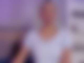 Live cam show with Andreaa-Clark - Young Adult on Sweet Sext