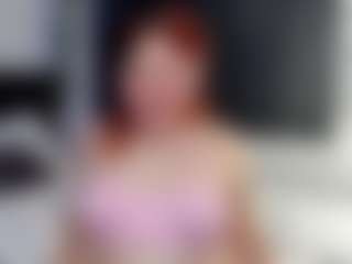 Live cam show with Lisa - Body Massage on Sweet Sext