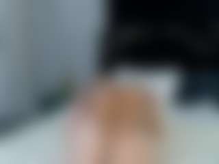 Show de cam en vivo con Lisa - Spanks Big Tits en Camsoda