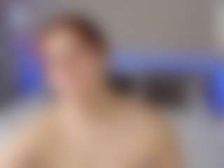 Live cam show with Lisa - Submissive on Dolls Live