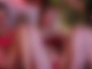 Show en direct avec miacho - Strip sur Camsoda