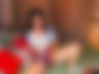 Live cam show with Nika-Blazee - Moaning on hotwifechat.live