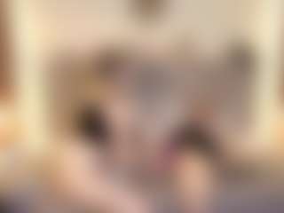 Live cam show with NoahAndGaia - Lesbian on PervPlay.com