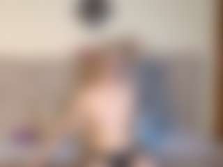 Live cam show with NoahAndGaia - Lesbian on 1on1-livenow