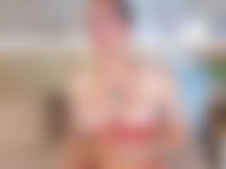 Live cam show with Sienna-Bellucci - Bikini on crypto-cams