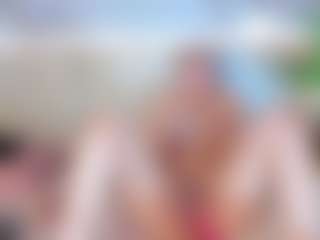Live cam show with Sienna-Bellucci - Toys on Fling VIP Chat