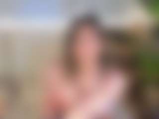 Live cam show with Sienna-Bellucci - Twerk on sexylive.show