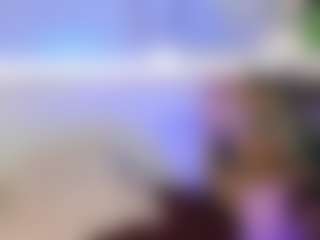 Live cam show with Sienna-Bellucci - Facial on CamClone