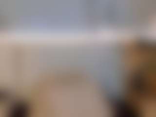 Live cam show with Sienna-Bellucci - Blonde Hair on Camsoda