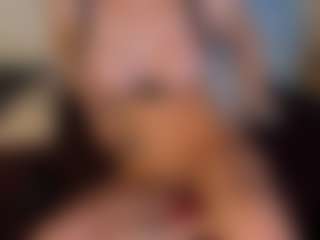 Live cam show with Sienna-Bellucci - Tattoos on Camsoda